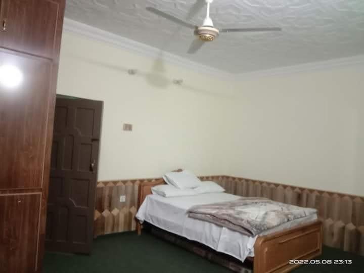 Green Leaf Guest House Hini Extérieur photo